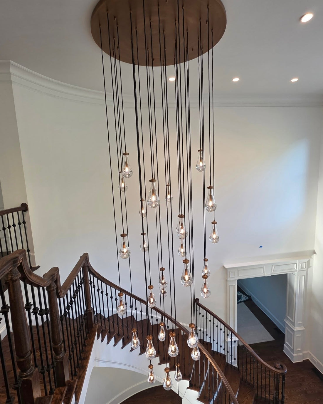 How Big Should a Staircase Chandelier Be? Size, Drop Length &amp; Placement Guide