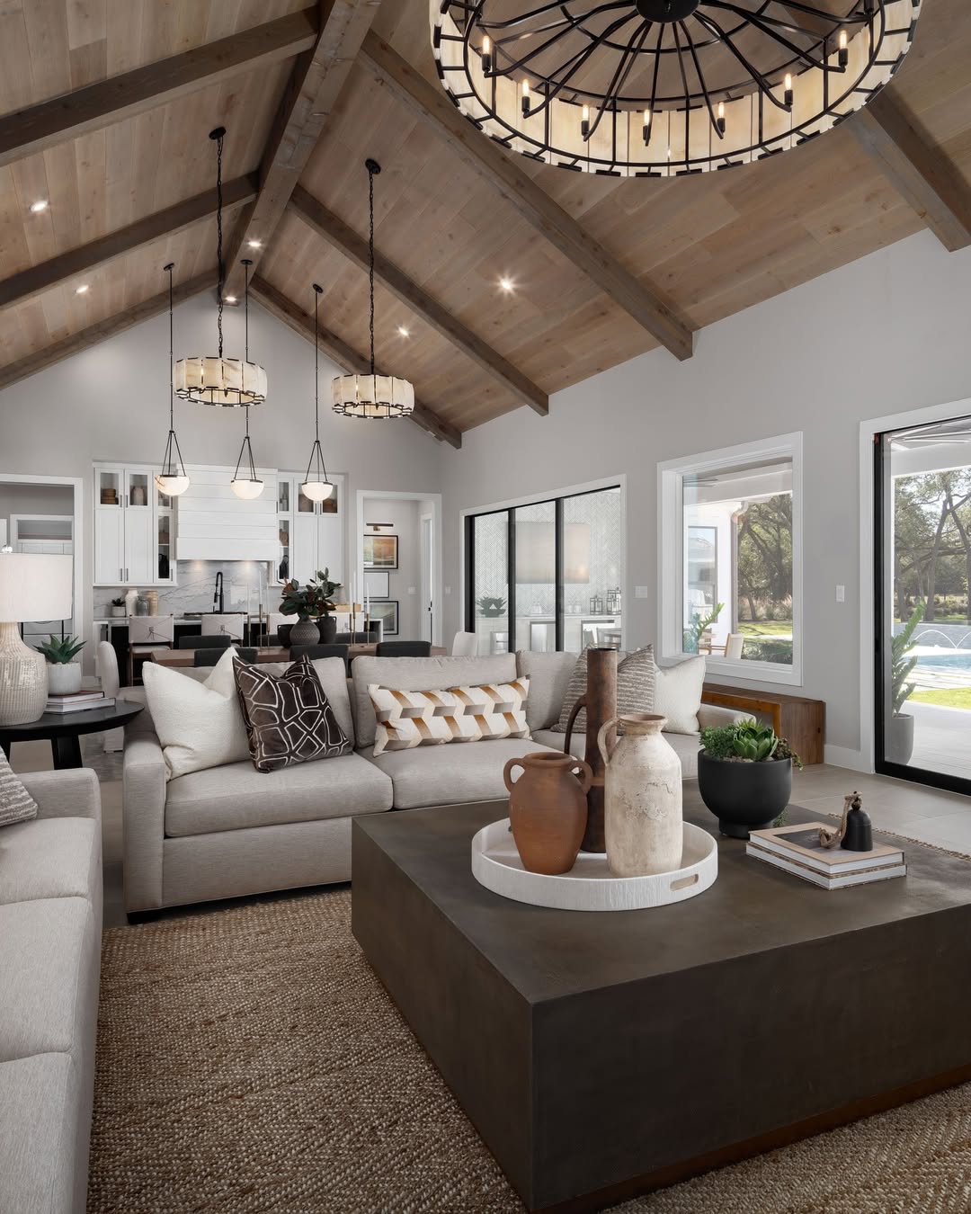 Chandelier Height Above a Dining Table: Size & Drop Guide