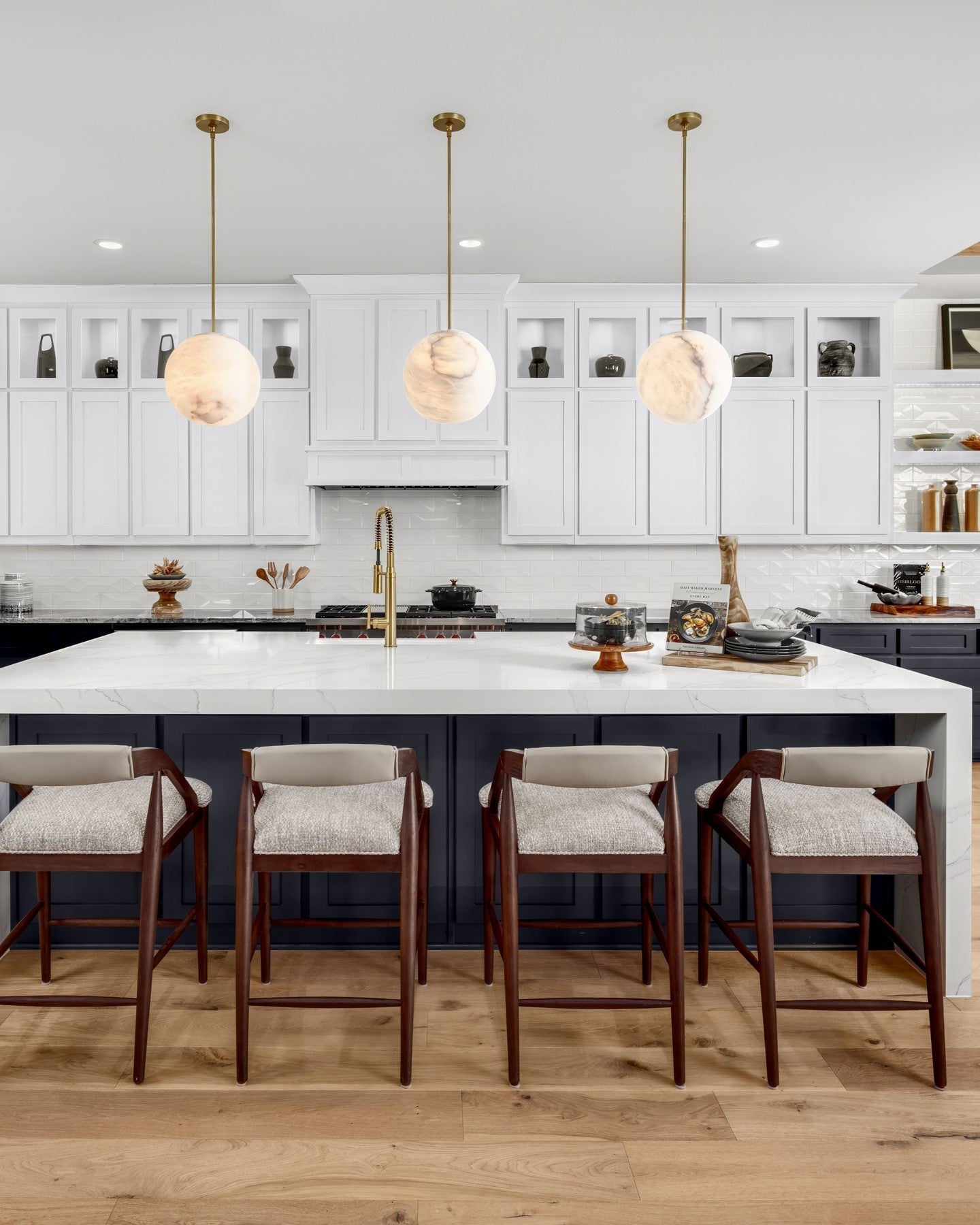 Kitchen Island Pendant Light Spacing Guide: Size, Height & Layout