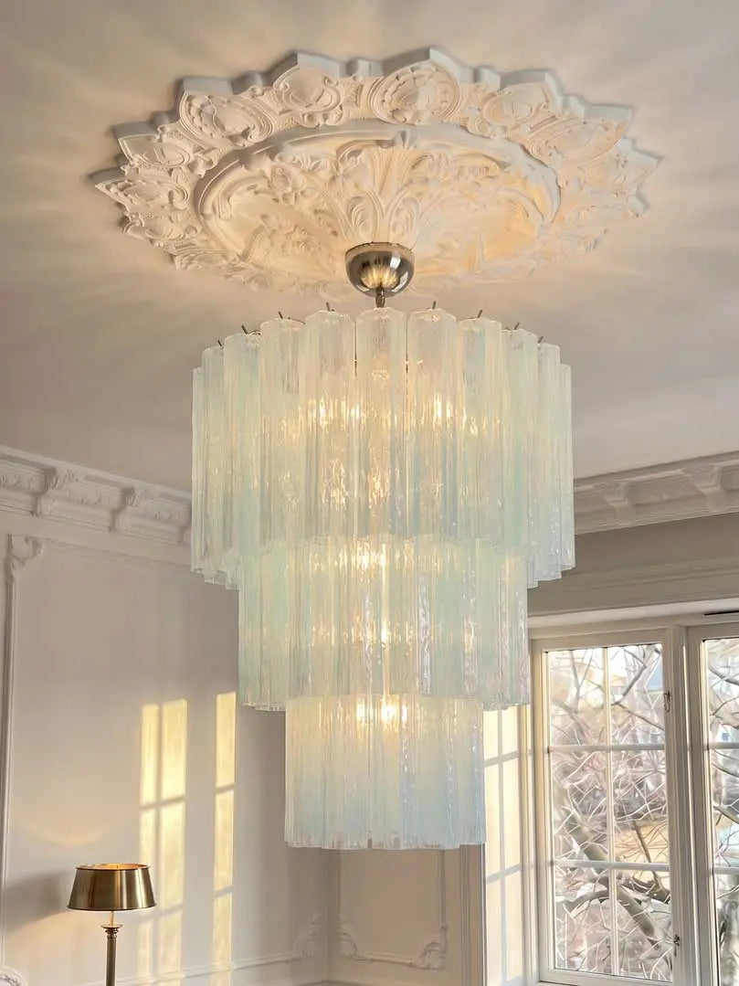 Murano-Style Chandelier – 52 tubes – Opal