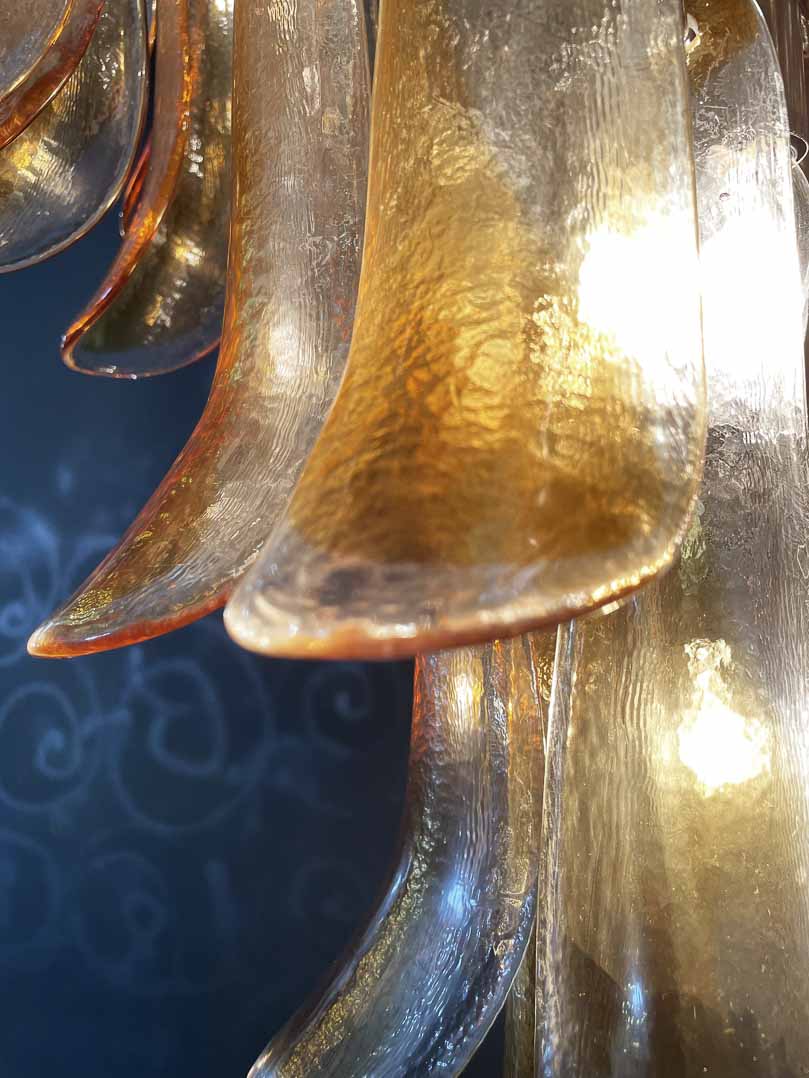 Murano Chandelier – 52 petals – Amber