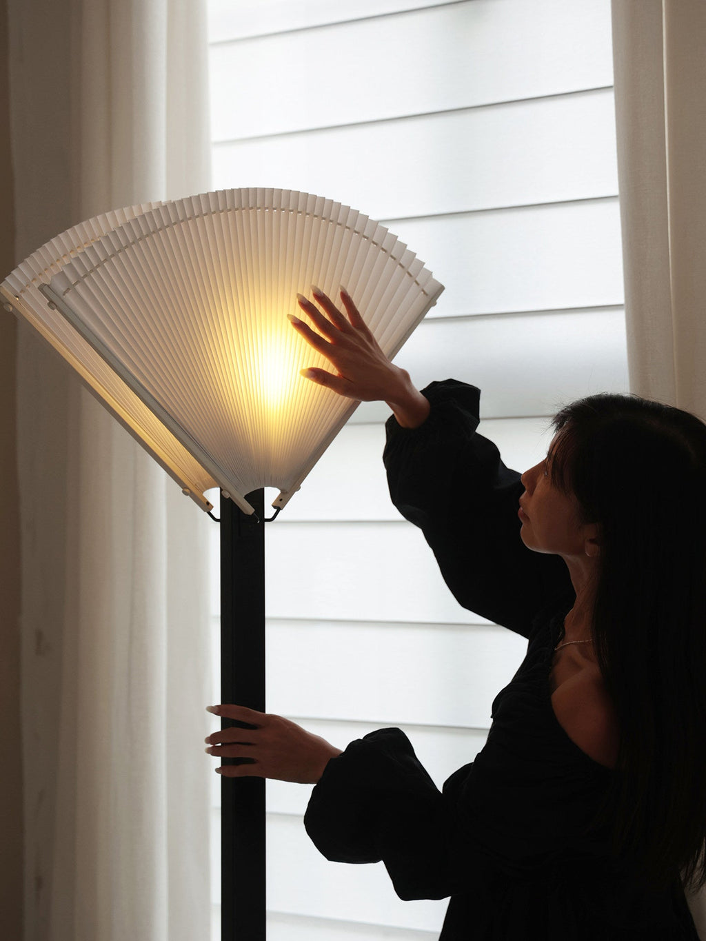 Pleated Fan Floor Lamp by Bling Lighting Studio
