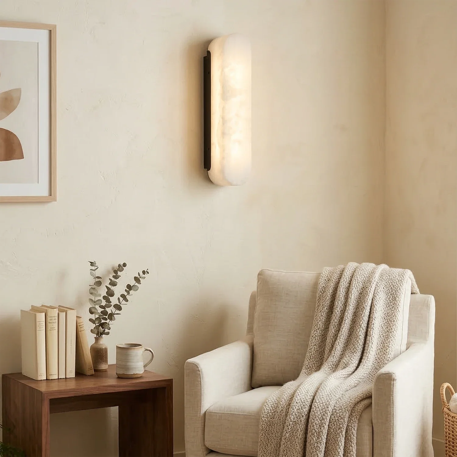Luxury Alabaster Vertical Wall Lamp by Bling Lighting Studio