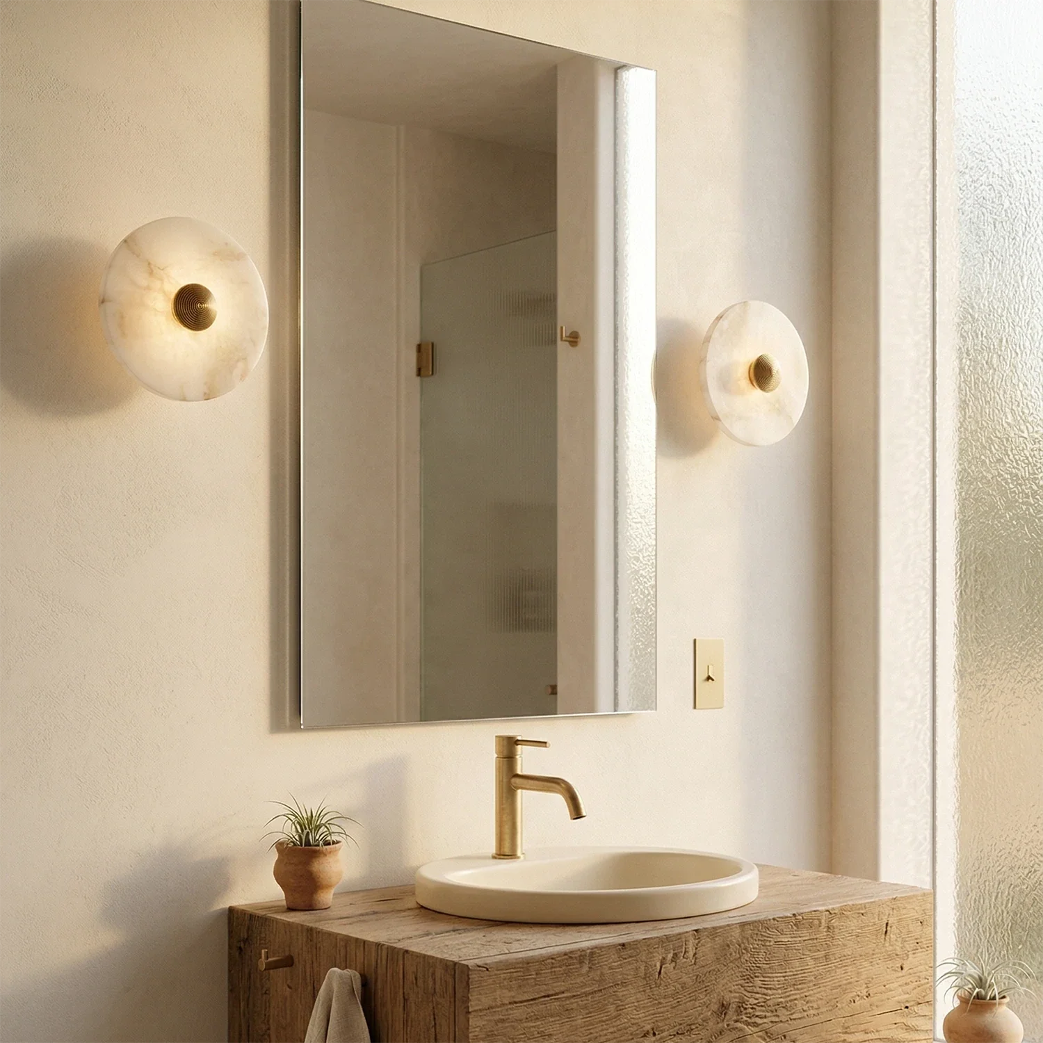 Round Alabaster Wall Lamp by Bling Lighting Studio